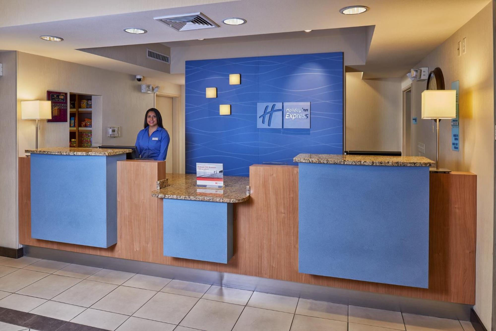 Holiday Inn Express & Suites El Paso Airport By Ihg Ngoại thất bức ảnh