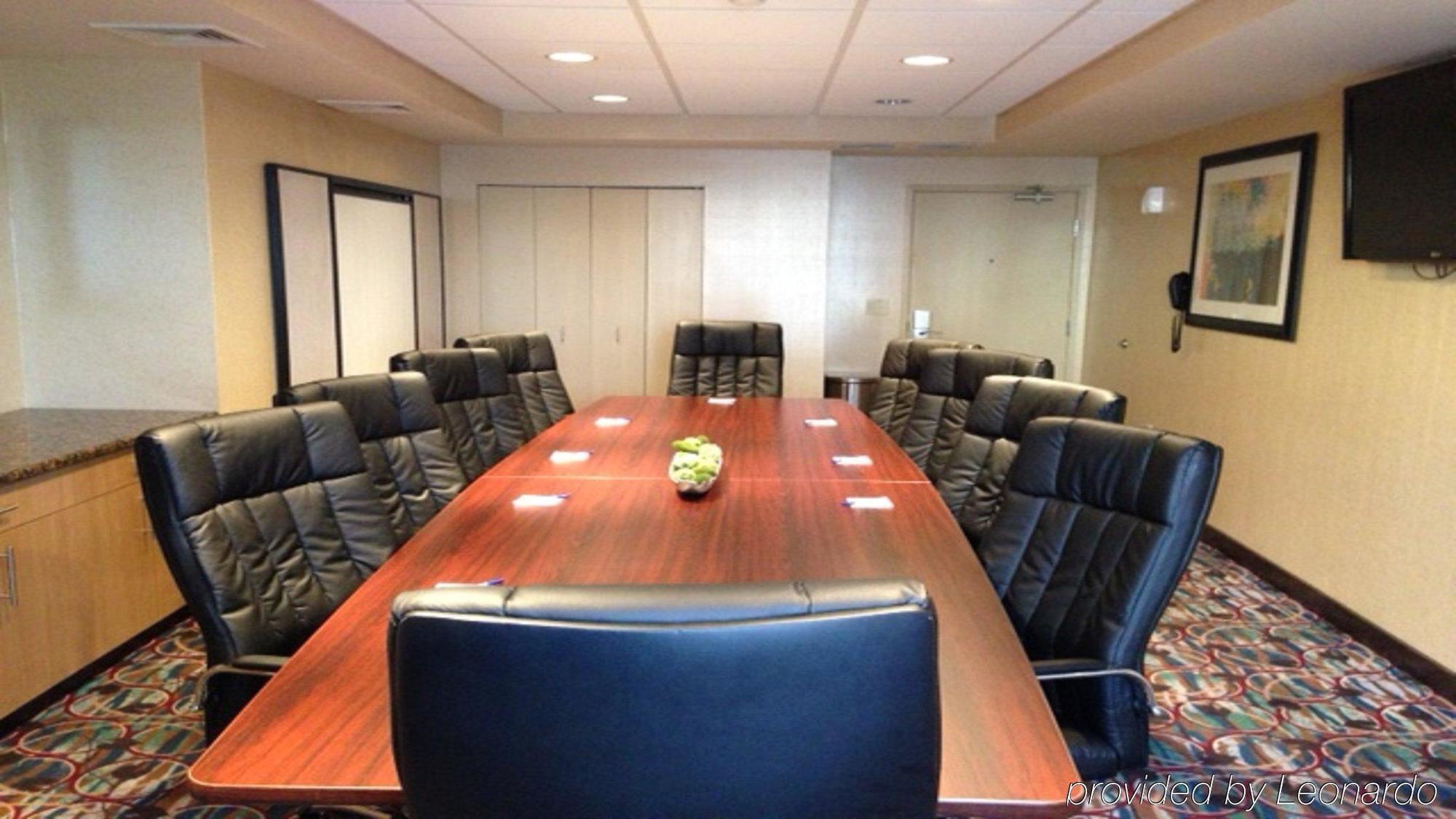 Holiday Inn Express & Suites El Paso Airport By Ihg Ngoại thất bức ảnh